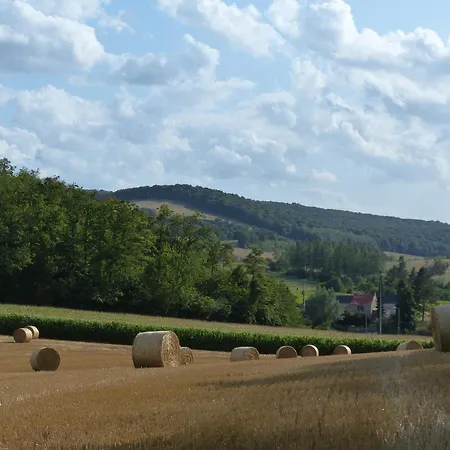 Sejour En Famille Ou Entre Amis Au Bois Joli, Detente, Nature, Activites Pour Tous Feriehus Beauraing
